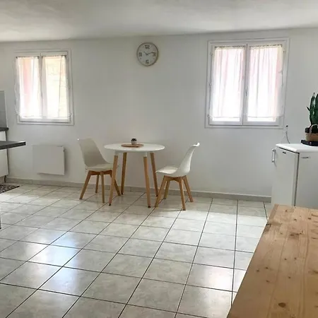 Studio 35 M2 Proche De La Plage Apartment Sainte-Marie
